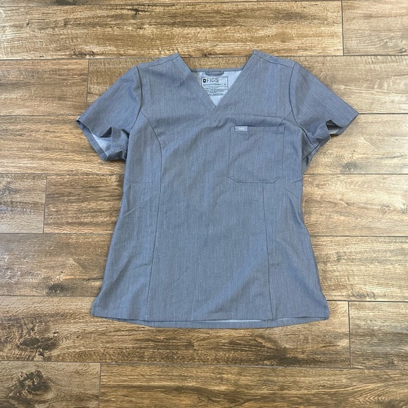 Figs Catarina™ One-Pocket Scrub Top Graphite Medium - Picture 2 of 6